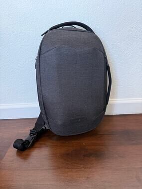 Nomatic Navigator Lite Sling Bag Backpack Gray Hard Shell Business Travel